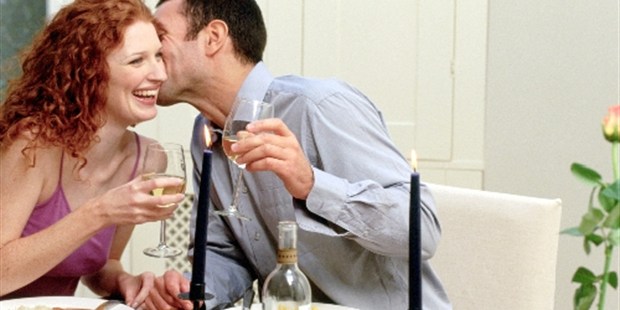 Love-Couple-Dinner